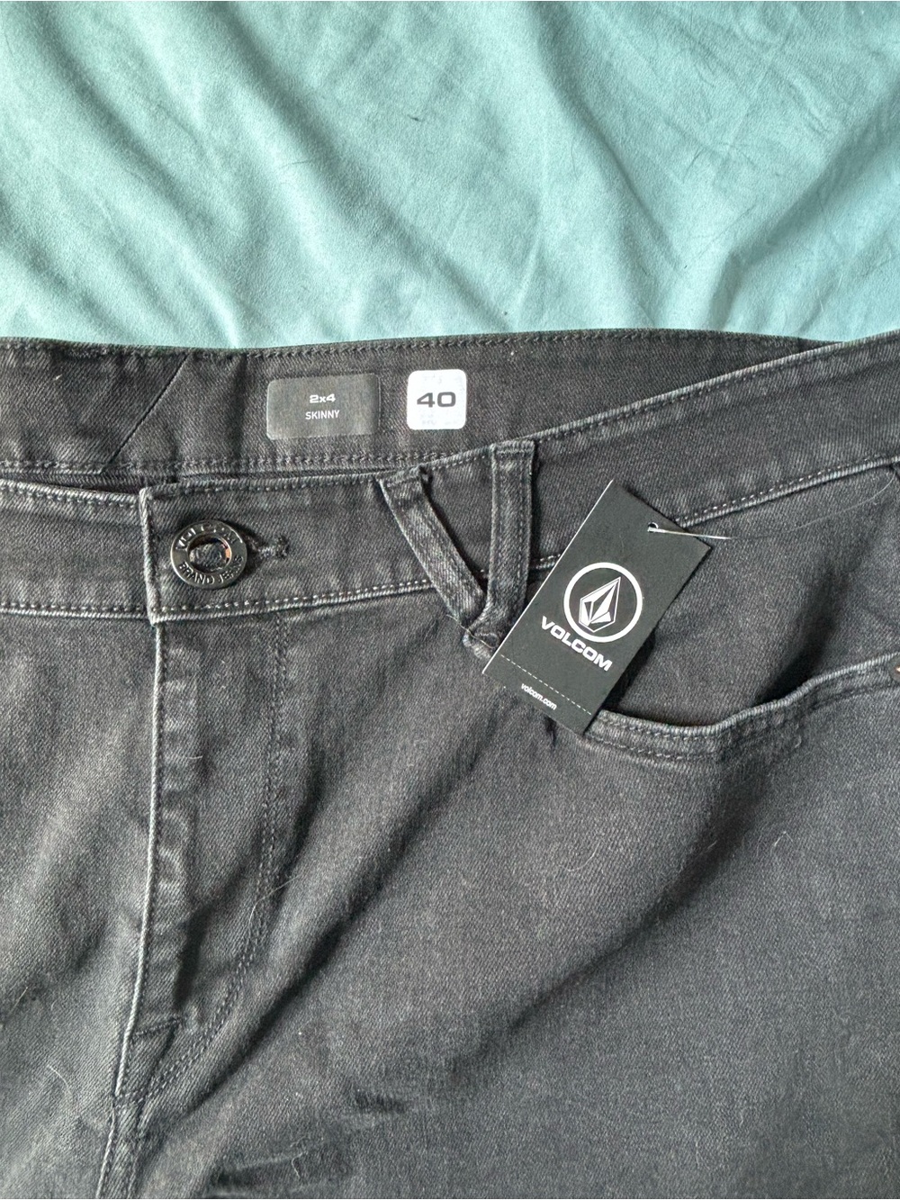 NWT Volcom Mens 2x4 Skinny Fit Jeans Black Size 40x32